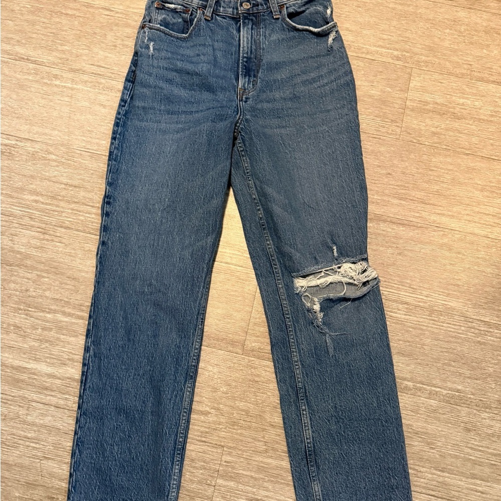 Abercrombie & Fitch Women's Curve Love 90's Straight Ultra High-Rise Jeans - Picture 4 of 11